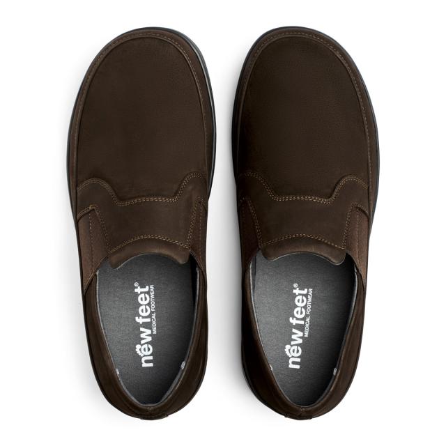 Loafer with elastic in both sides