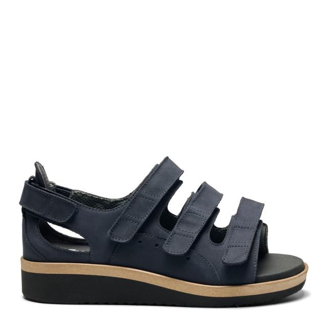 Women´s sandal with velcro straps adjustable heel counter