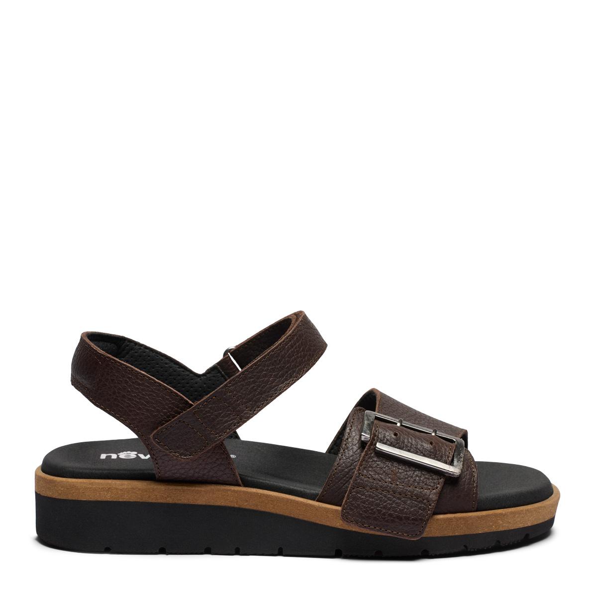 Women's sandal with adjustable velcro strap and buckle