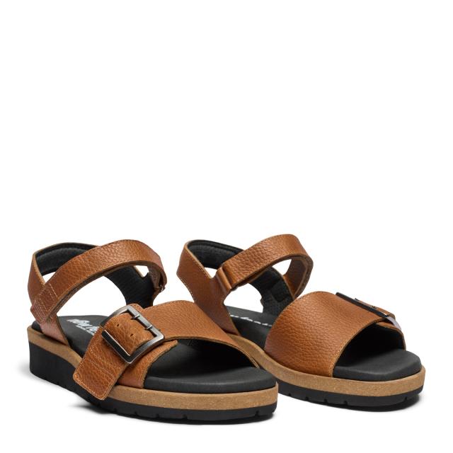 Women's sandal with adjustable velcro strap and buckle