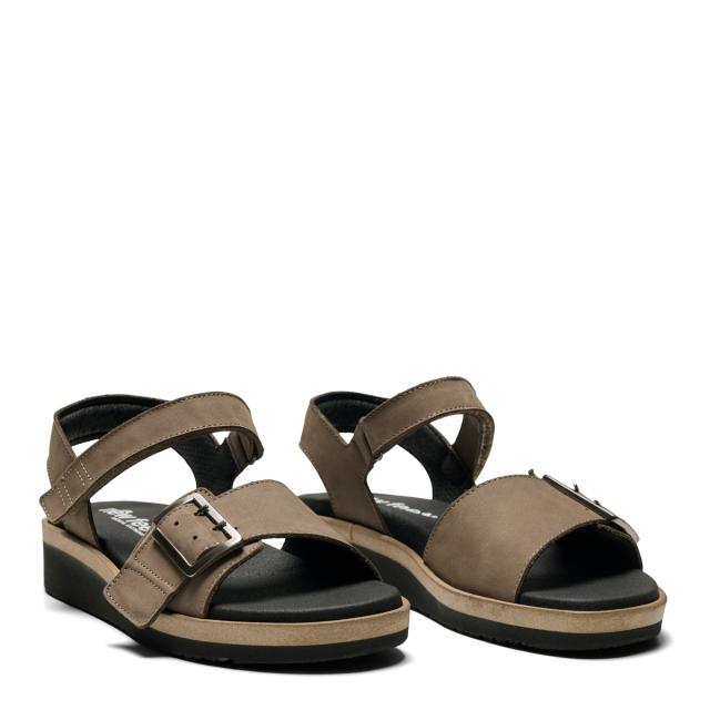 Women's sandal with adjustable velcro strap and buckle