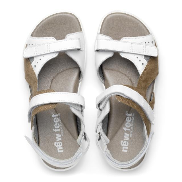 Women´s sandal with two velcro and adjustable heelstrap