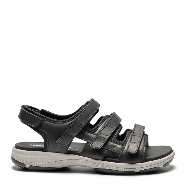 Sporty women´s sandal with adjustable heel strap and velcro straps for regulation