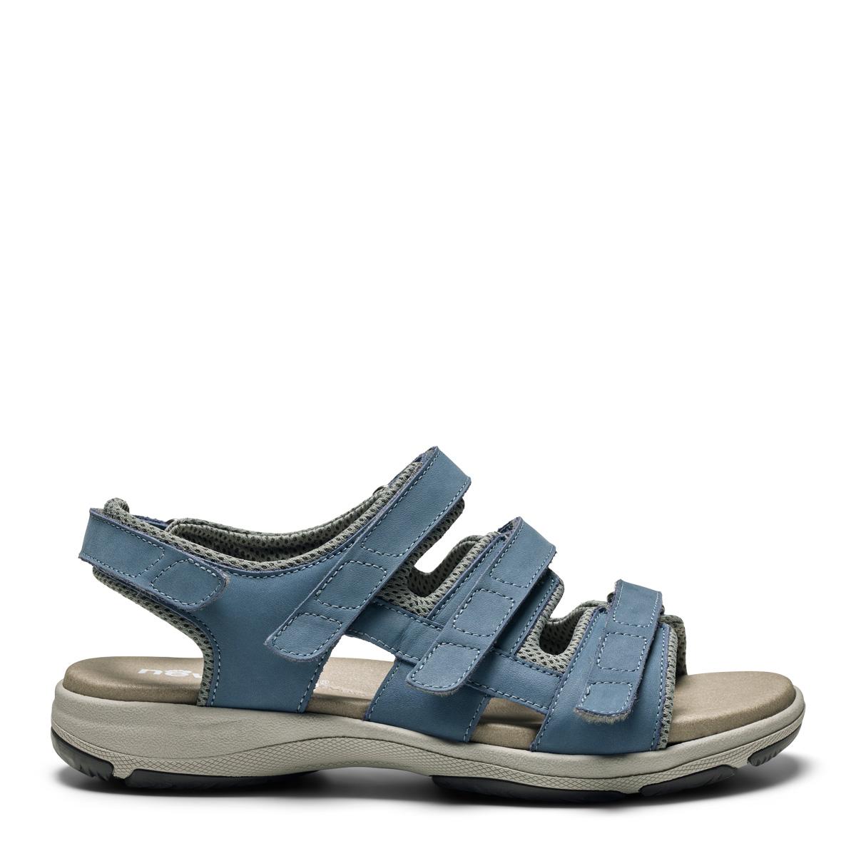 Sporty women´s sandal with adjustable heel strap and velcro straps for regulation
