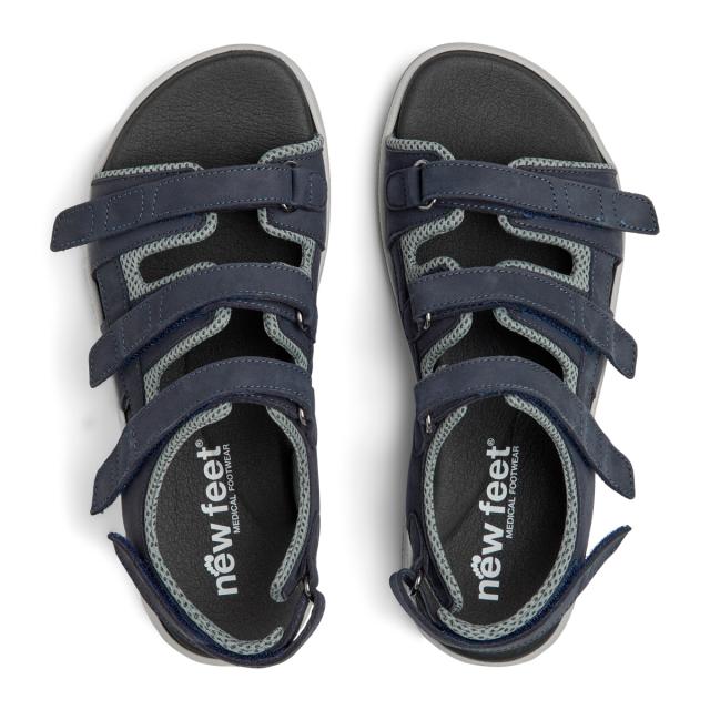 Sporty women´s sandal with adjustable heel strap and velcro straps for regulation