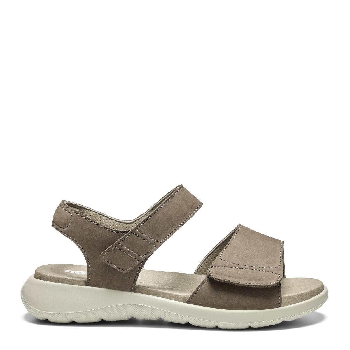 Women´s sandal with two velcro strap and  heel strap
