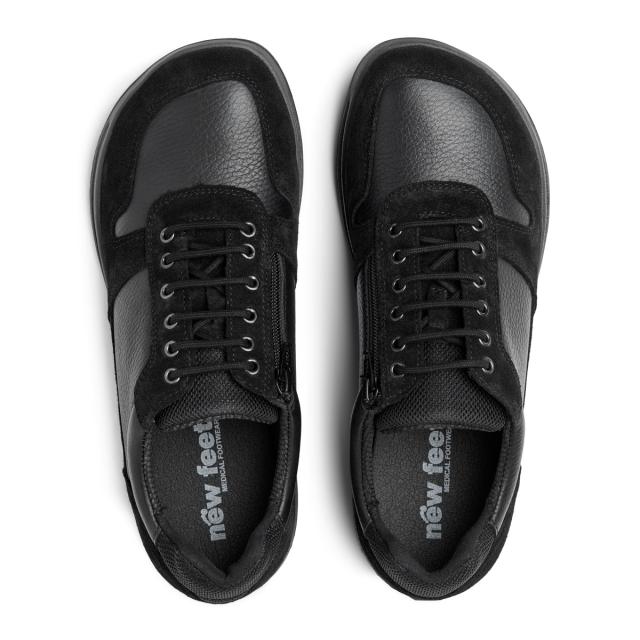 Sporty lace-up men`s shoe with zipper