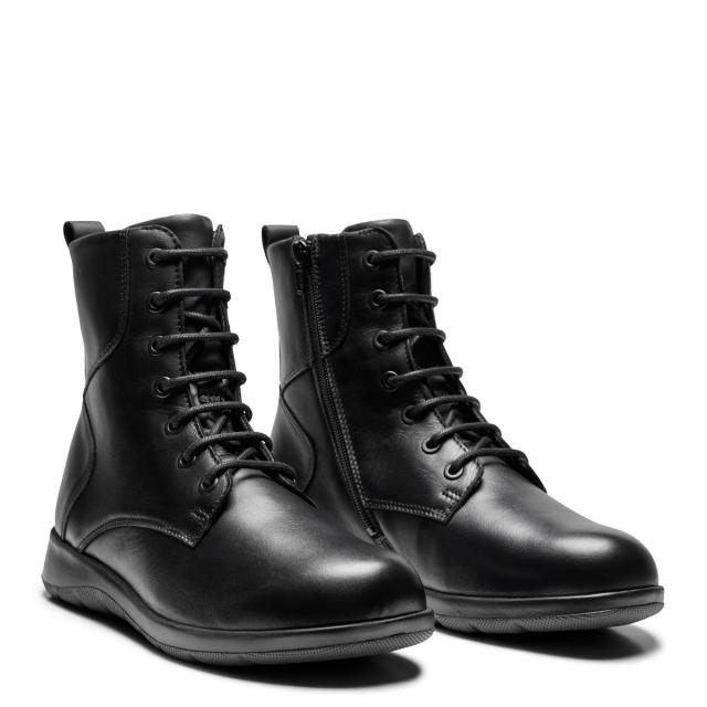 Women´s lace-up boot with zipper