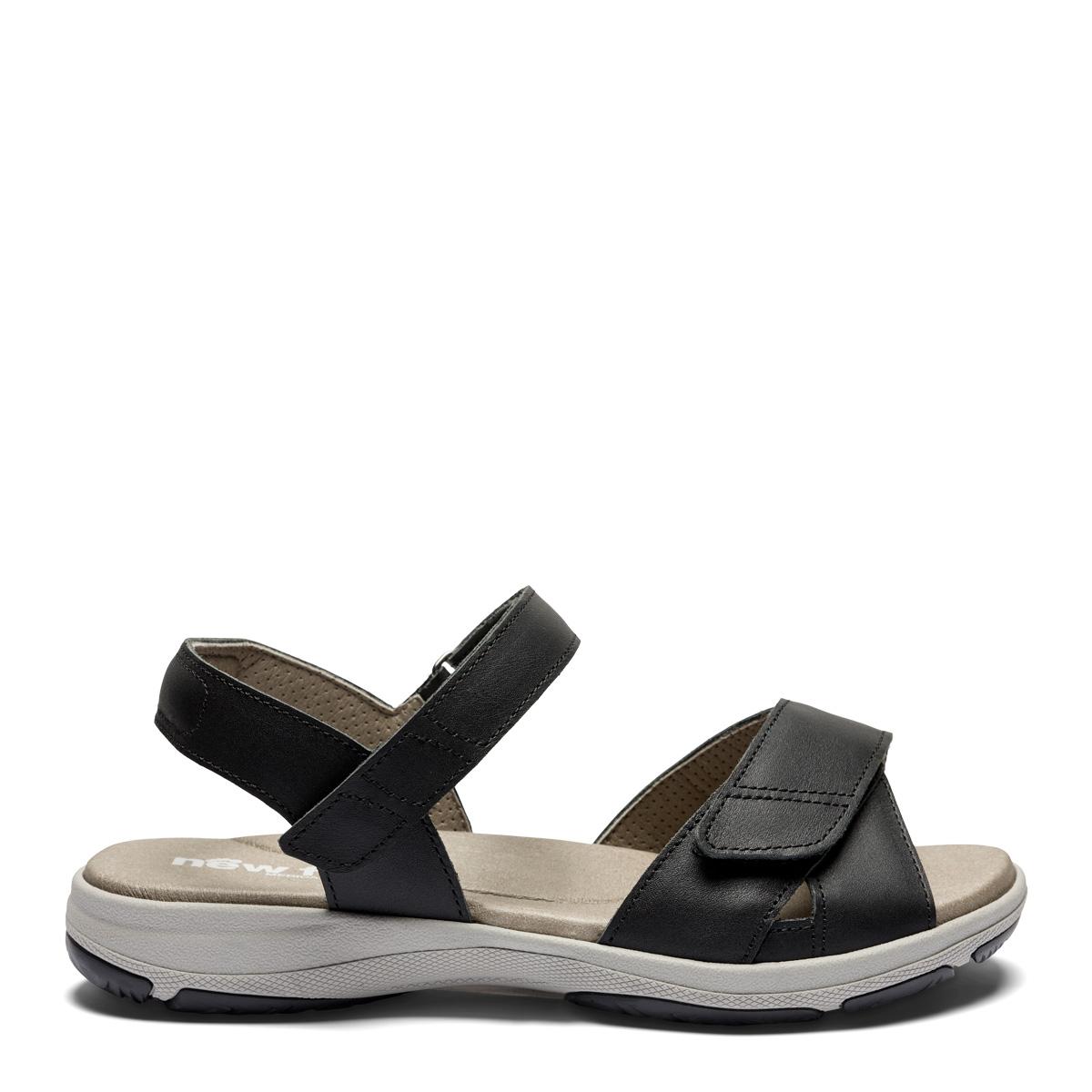 Women´s sandal with heel strap and two velcro straps