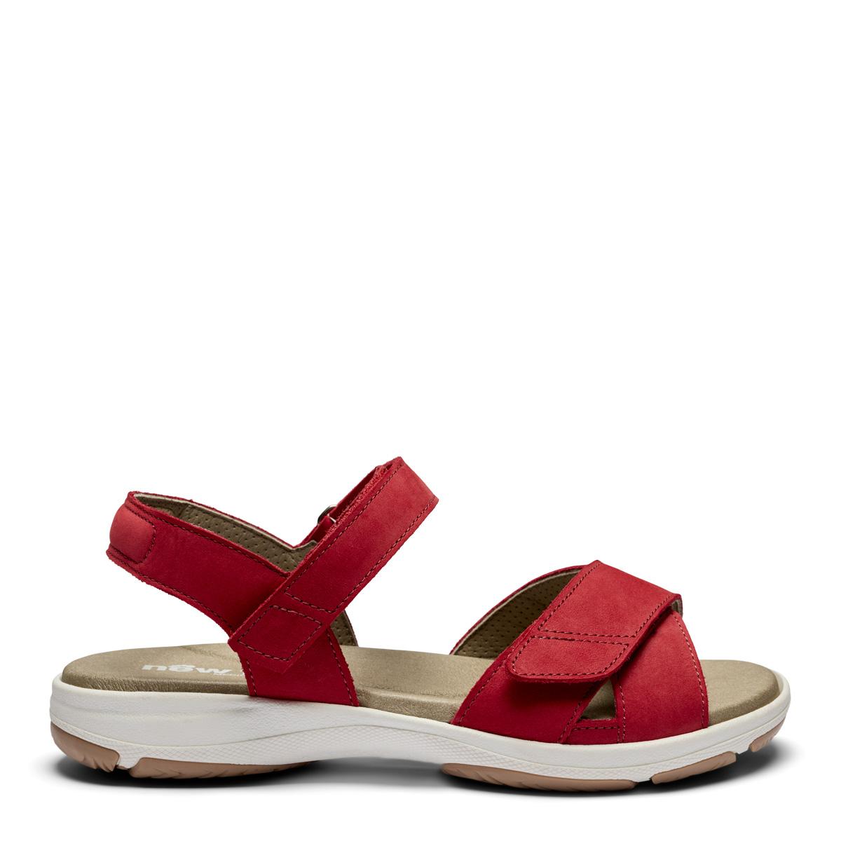 Women´s sandal with heel strap and two velcro straps