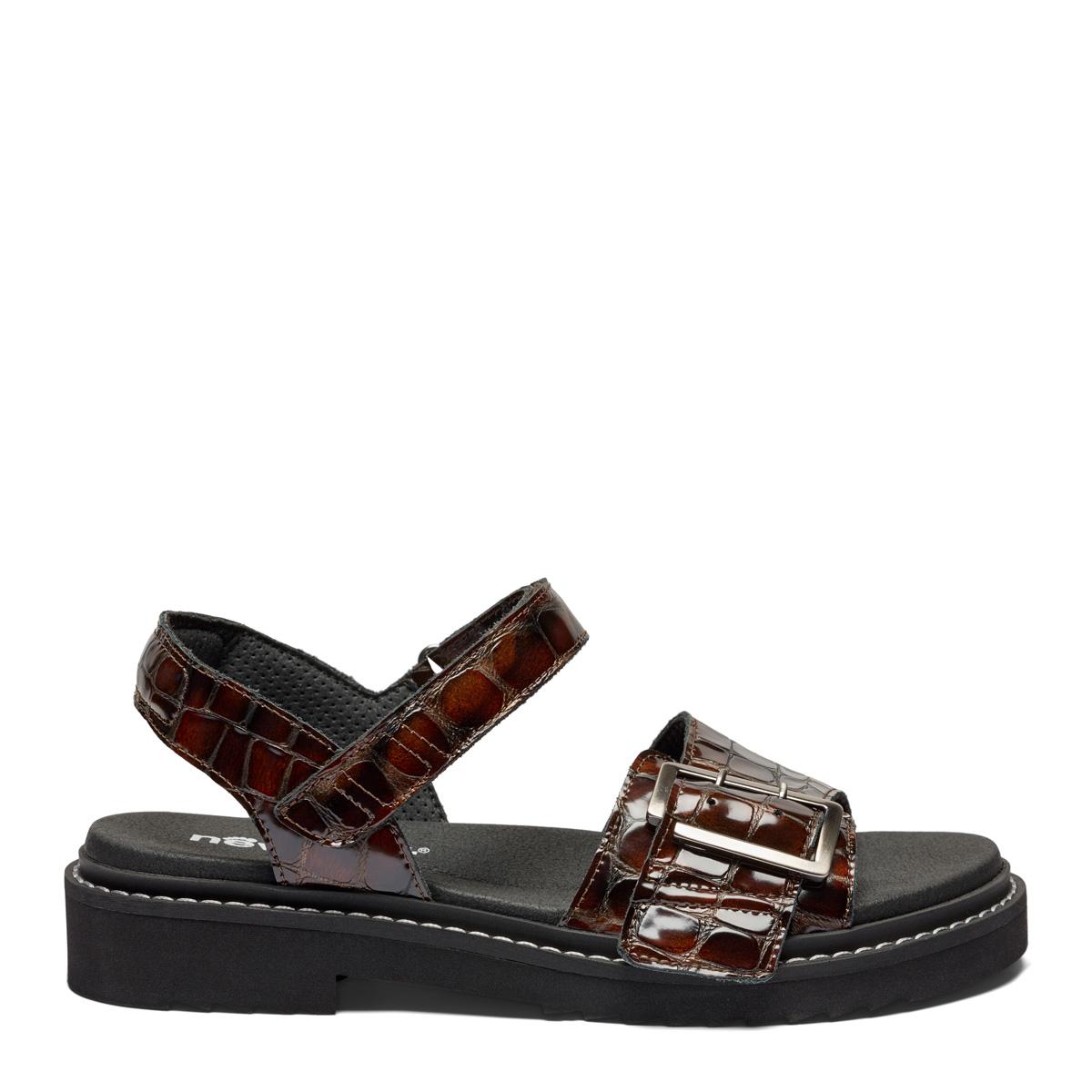 Sandal with velcro and buckle